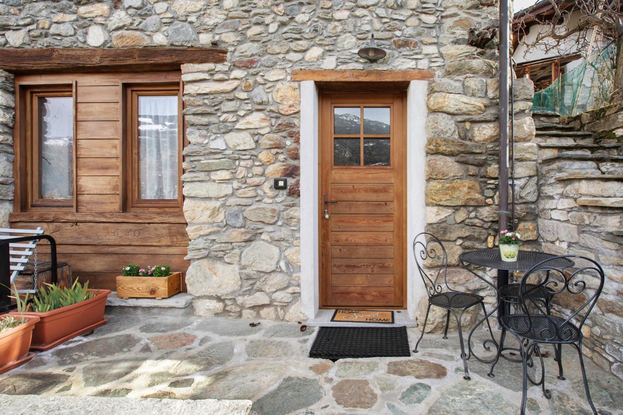 Mini House Valle D'Aosta Roisan Extérieur photo
